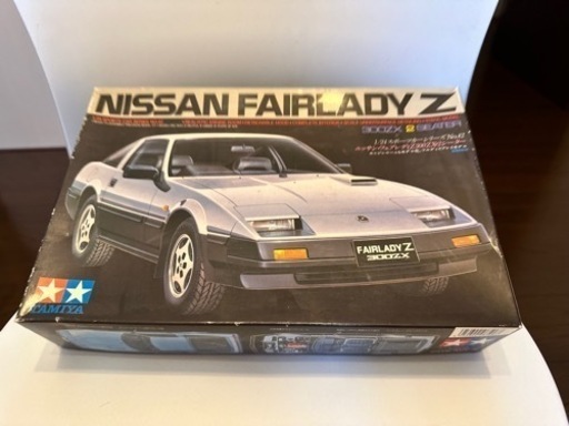 未組立て　プラモデル タミヤ ニッサン フェアレディZ 300ZX 2シーター 1/24 スポーツカーシリーズ No.42