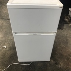 HITCHI洗濯機　　ハイアール冷蔵庫