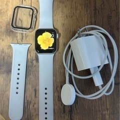 Apple Watch SE 第2世代　40MM アップル…