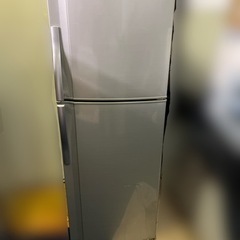 大きい冷蔵庫‼️2013年式✨
