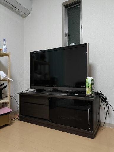 AQUOS 40型　テレビボードつき AQUOS 40型テレビボードつき