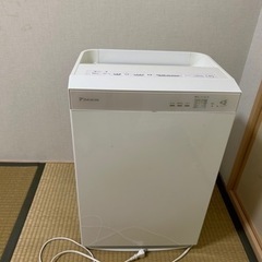 ダイキン　ストリーマー空気清浄機　MCK70U-Ｗ