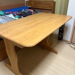 家具 机(お話中)