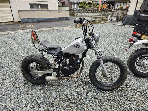 バイク ヤマハ TW200