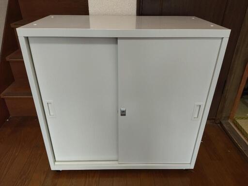 【鍵付き！！】ローキャビネット スチールストレージ 倉庫 収納 家具 収納家具 カラーボックス