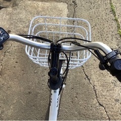 341 ブリヂストン新機種電動アシスト自転車ビッケ20インチホワイト 