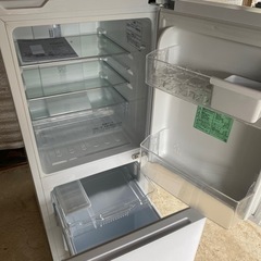 【美品】　 2ドア冷蔵庫　Hisense HR-G13B-W 2021年製　通電確認済　