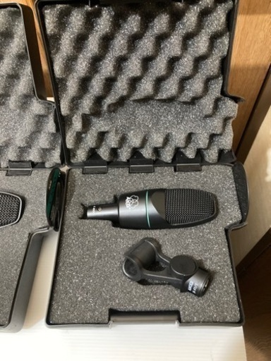 AKG マイク　C-3000