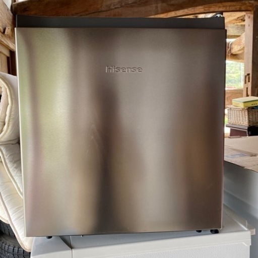 【美品】　1ドア冷蔵庫　Hisense HR-A45S 2022年製　通電確認済　現状品