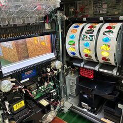 【愛品倶楽部柏店】ユニバーサルブロス 沖ドキ!パラダイス‐25 5号機 AT スロット実機