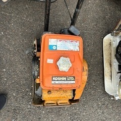 ◎MEIHO  プレートコンパクター　ロビンエンジン