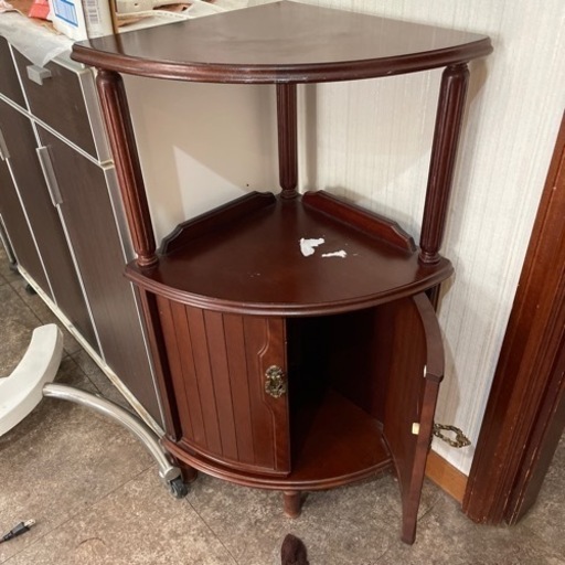 アンティークコーナー家具