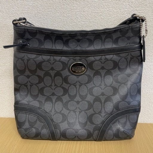 コーチ　ショルダーバッグ