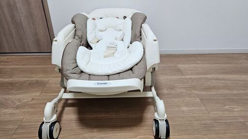 Combi 電動バウンサー ネムリラ AUTO SWING エッグショックBE