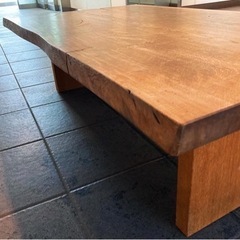 【超希少！虎斑ありミズナラ】一枚板ローテーブル／座卓