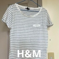 H&M ボーダーTシャツ、シンプル、白黒、