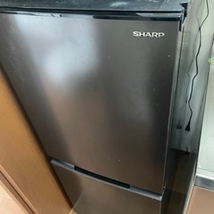 2021年製　シャープ　2ドア冷凍冷蔵庫　ブラック　黒　SJ-D...