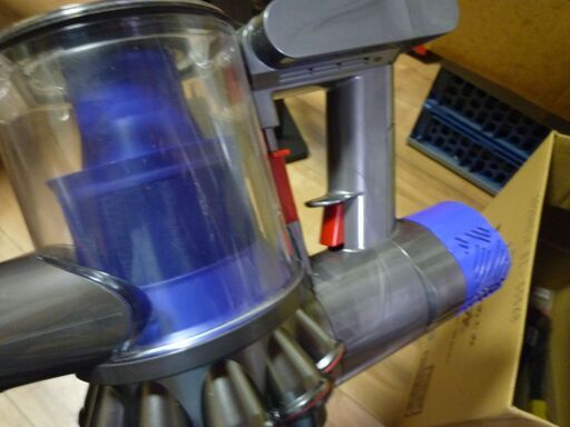 新品バッテリー付きダイソンV6triggerスタンド付きカスタム品