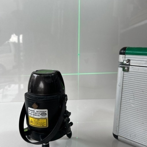 レーザー墨出し器(交渉中)