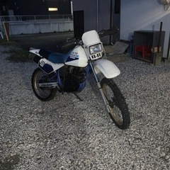 バイク　スズキ sx200　　