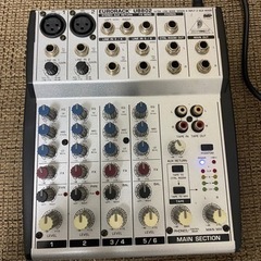 BEHRINGER  アナログミキサー　マイク