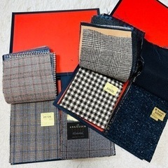 【高級】スーツブック　服/ファッション 小物 財布