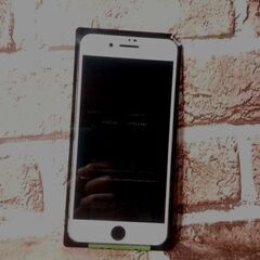 【ネット決済・配送可】【6日限定激安最終処分】iPhone7/8...