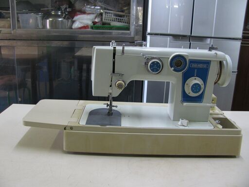 昭和レトロ　JUKI DIAMOND　　YPE　９０５－０９３３３　ミシン