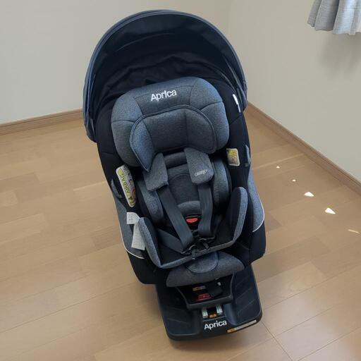 アップリカ　クルリラプラス　isofix対応チャイルドシート　子供用品 ベビー用品