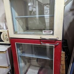50年くらい前のコーラの冷蔵庫