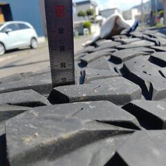 取引中。MAXXIS　764 27×8.50R14 エブリィ等に