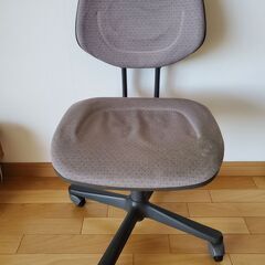 キャスター付き椅子　　オフィスチェア　オカムラ製