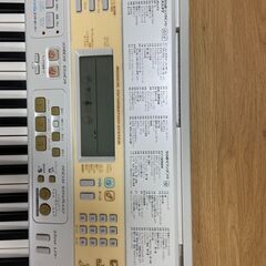 CASIO 電子キーボード　LK-201TV（ピアノ）
