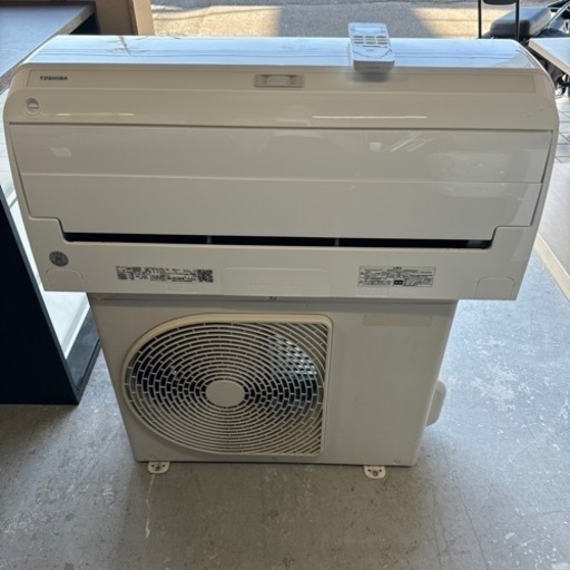 TOSHIBA  2021年製 2.2kw ルームエアコン RAS-H221E9AR 0509-24