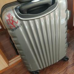 【超美品です】スーツケース