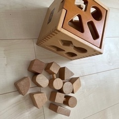 木製知育玩具　
