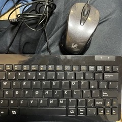 有線　マウス　コンパクトキーボードセット　パソコン 周辺機器