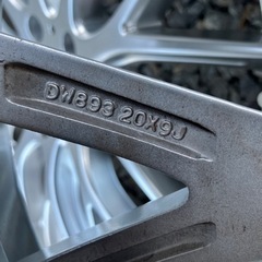 アルファード　245/40r20