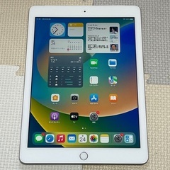 Apple iPad 第5世代 32GB A1823 タブレット...