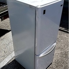 2013年式　ハイアール製　単身用冷蔵庫