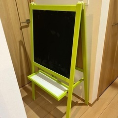 IKEA イーゼル
