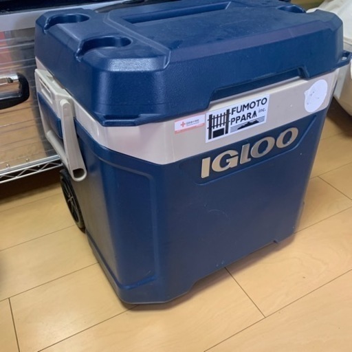 クーラーボックス　イグルー　マックスコールド