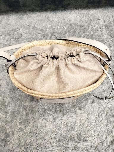 LOEWEバケットバッグホワイト LOEWE ドローストリング バケットバッグ