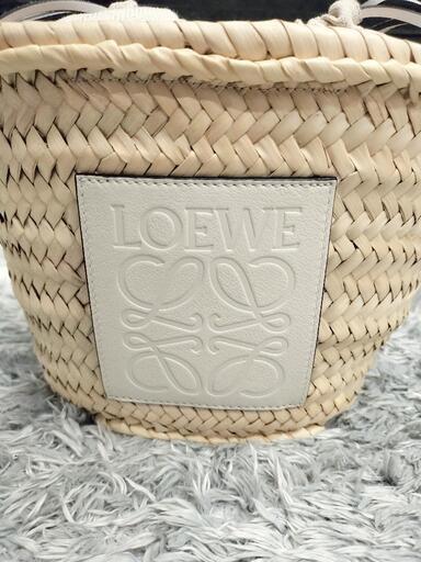 LOEWEバケットバッグホワイト LOEWE ドローストリング バケットバッグ