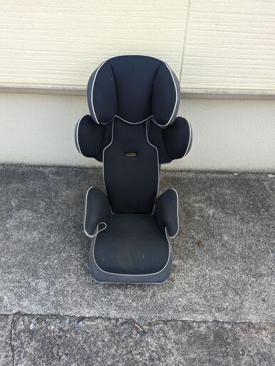 ベビーブースターシート - 安全で快適なお子様用車内シート
