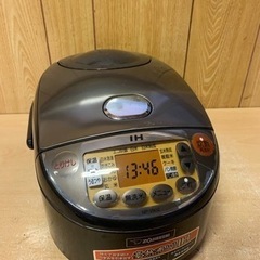  EJ57番 ✨象印✨炊飯器 ✨NP-VN10