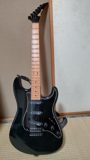 CHARVELのギター