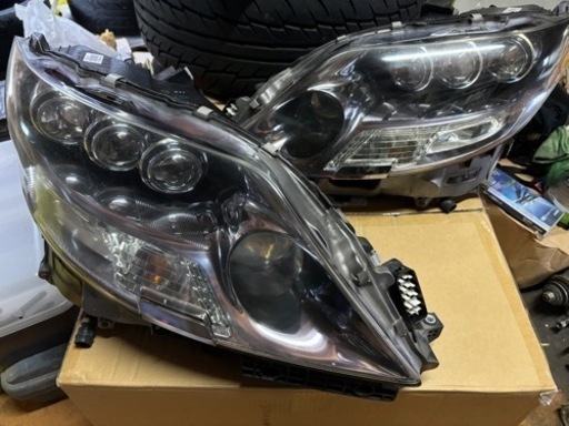 レクサス LS 600 HL ヘッドライト