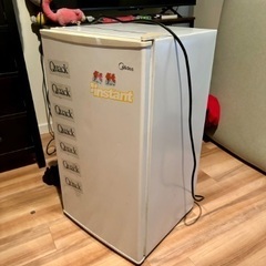 冷蔵庫 Refrigerator 86cmx47cm
