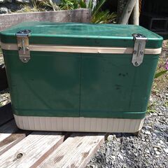 コールマンのクーラーボックス‼欲しい方に売ります☆